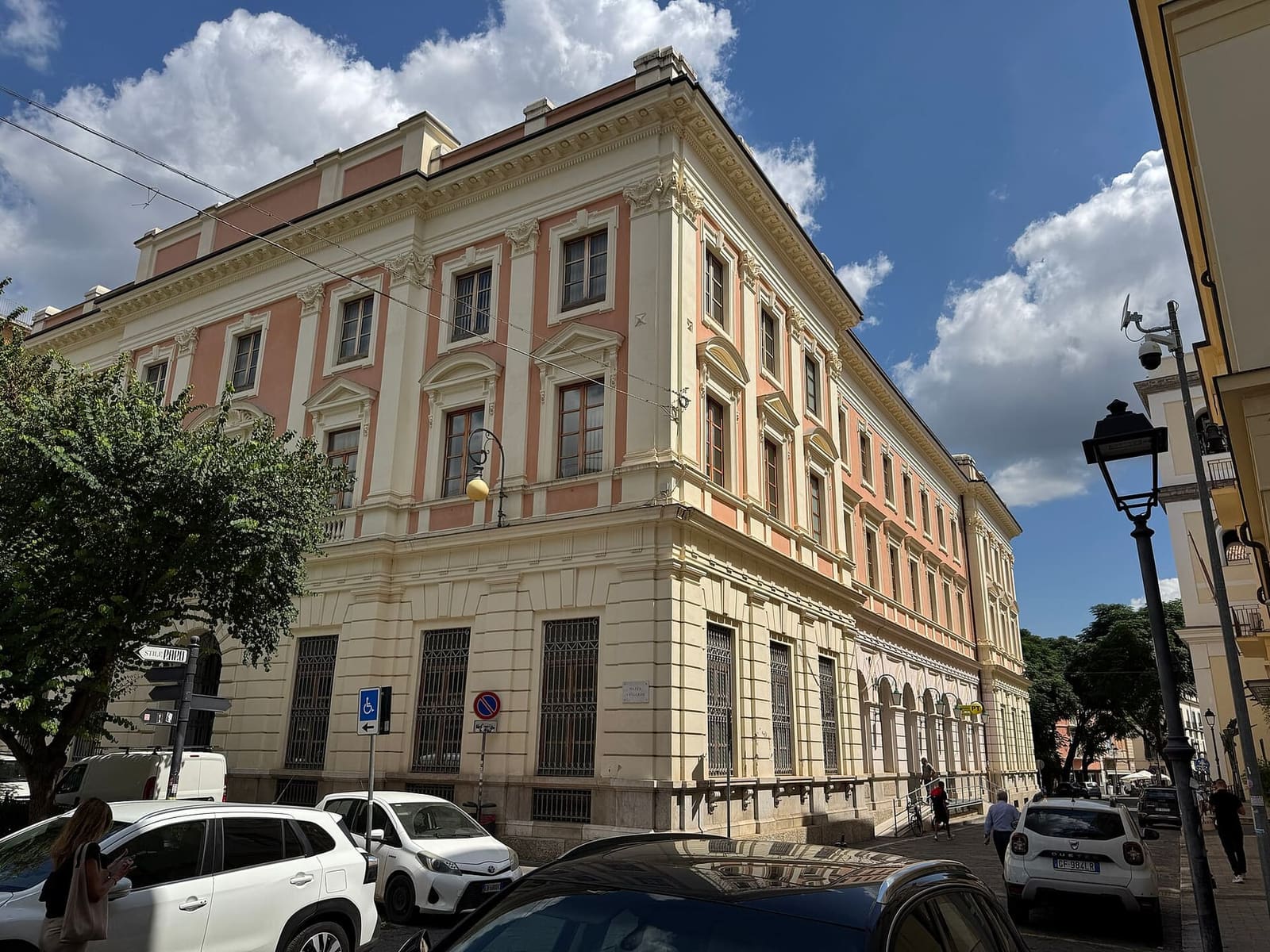 il Palazzo delle Poste d'inizio Novecento