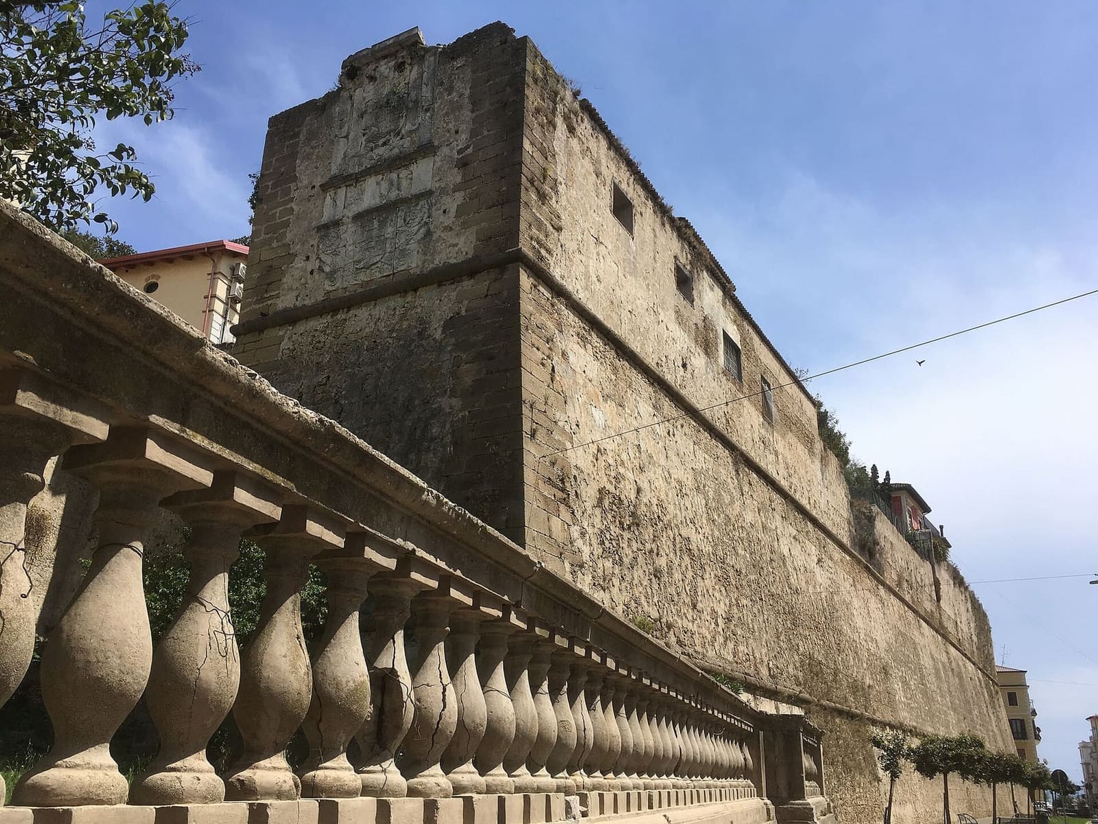 il Torrione Toledo, uno dei bastioni delle mura del Cinquecento