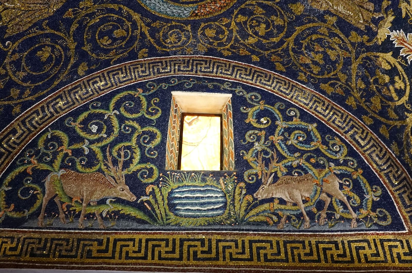 the deer at the spring in a lunette of the Mausoleum of Galla Placidia