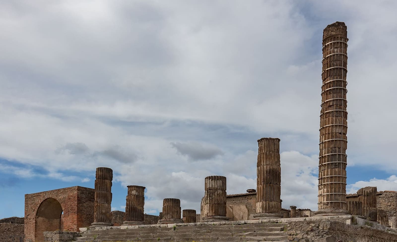 the Temple of Jupiter and the brick columns on the Forum, in March