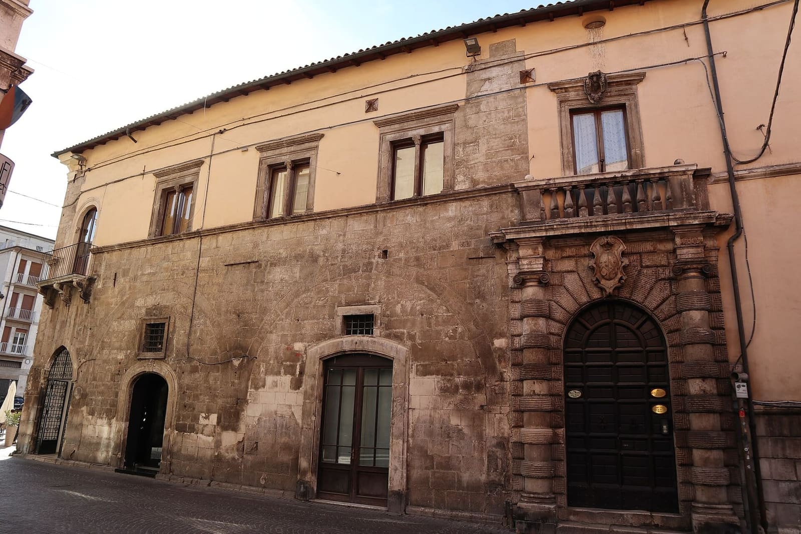 the palazzo of Giovanni dalle Palle looking onto corso Ovidio